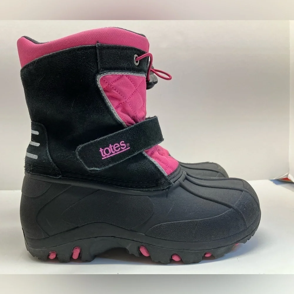 Totes “Jillian” Girl’s Winter/Cold Weather/Snow Boots,  2 Medium, Black/Pink